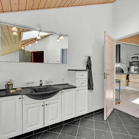 Awesome Home In Tarm With Sauna Casa vacanze