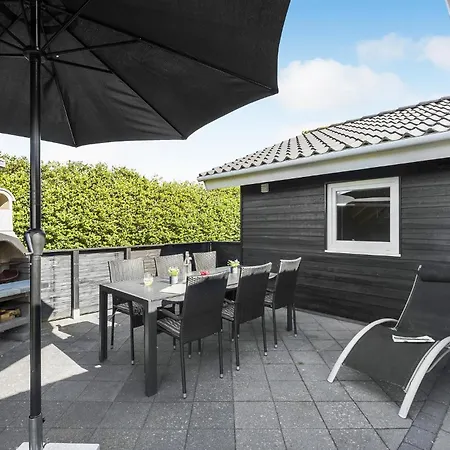 Awesome Home In Tarm With Sauna Casa vacanze Tarm